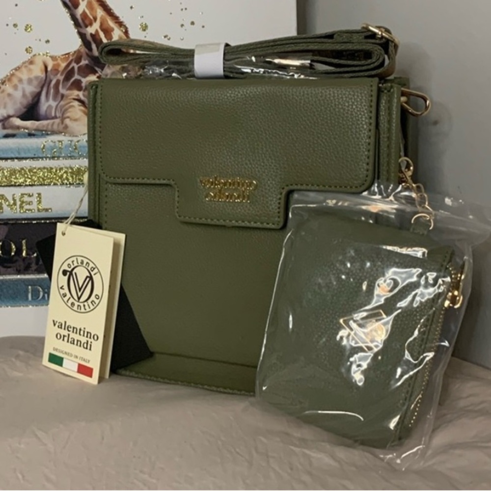 NWT Valentino Orlandi Green Shoulder Bag with additional wallet